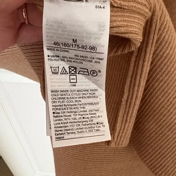 Banana Republic Long Sleeve Tan Dress - Picture 5 of 5